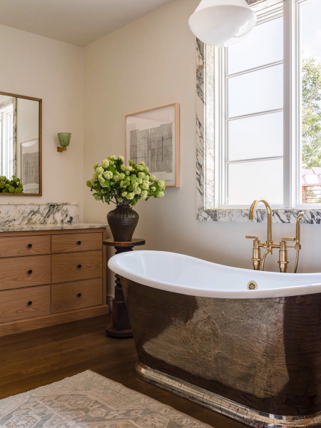 Как дизайнер Claire Staszak придала безликому новую дому в Чикаго характера и элегантности