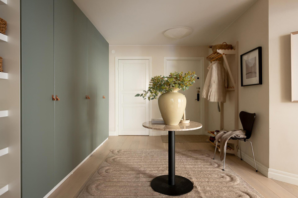 Кремовый интерьер современной скандинавской квартиры (66 кв.м) Кремовый интерьер современной скандинавской квартиры (66 кв.м)