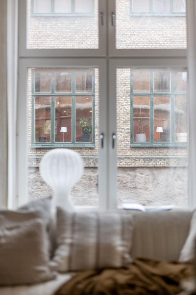 Кремовый интерьер современной скандинавской квартиры (66 кв.м) Кремовый интерьер современной скандинавской квартиры (66 кв.м)