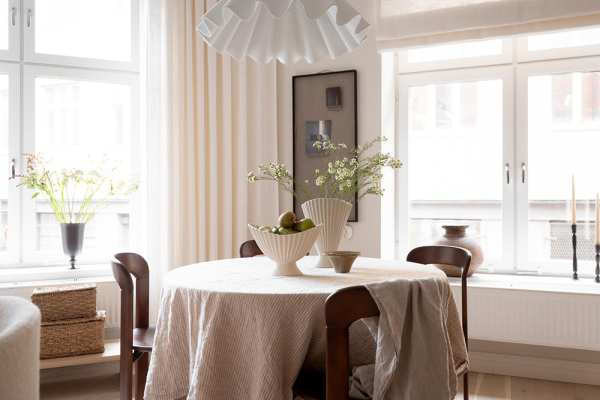 Кремовый интерьер современной скандинавской квартиры (66 кв.м) Кремовый интерьер современной скандинавской квартиры (66 кв.м)