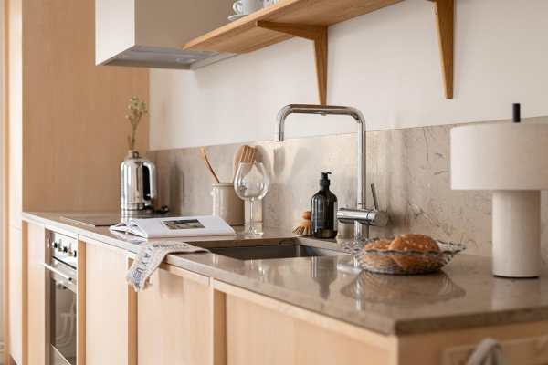 Кремовый интерьер современной скандинавской квартиры (66 кв.м) Кремовый интерьер современной скандинавской квартиры (66 кв.м)