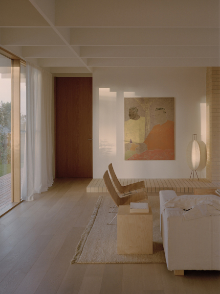 Мягкий минимализм, залитый естественным светом: дом со стеклянными стенами в Мельбурне Мягкий минимализм, залитый естественным светом: дом со стеклянными стенами в Мельбурне