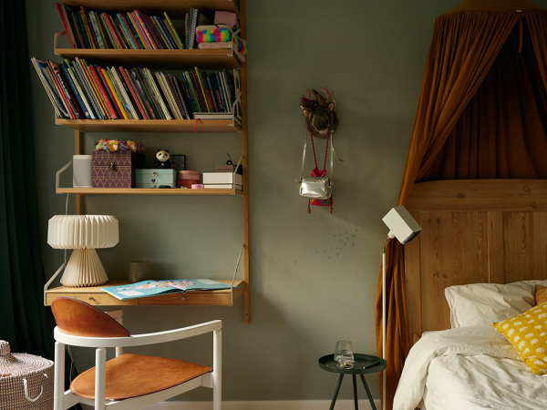 Необычная двухэтажная квартира в Стокгольме с видовой террасой