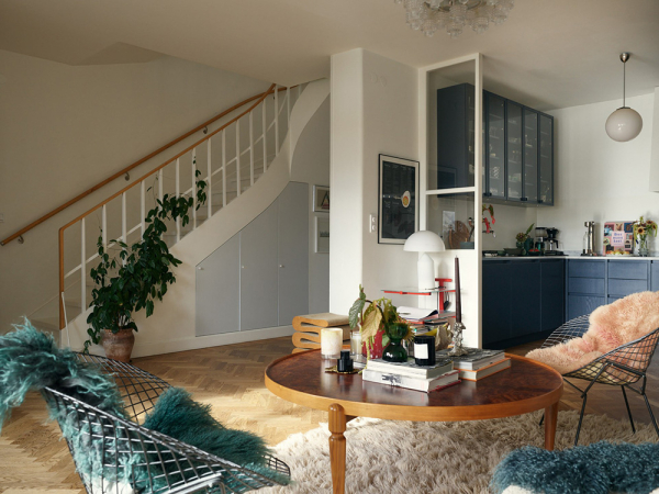 Необычная двухэтажная квартира в Стокгольме с видовой террасой