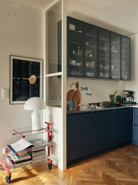 Необычная двухэтажная квартира в Стокгольме с видовой террасой