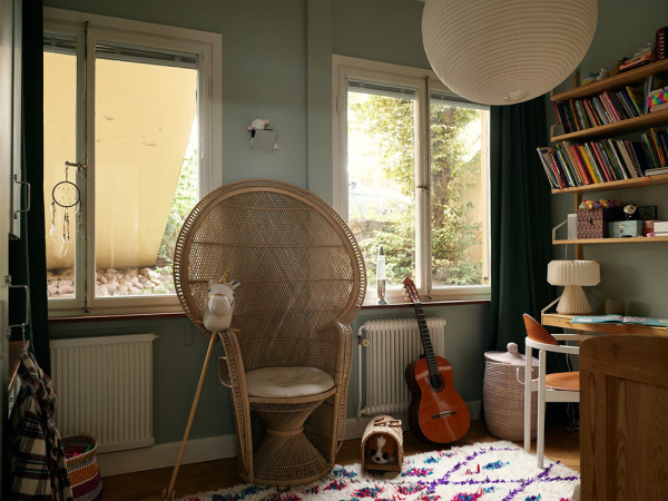 Необычная двухэтажная квартира в Стокгольме с видовой террасой