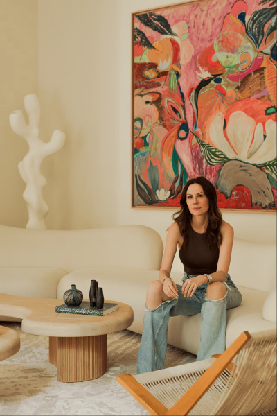 Органические формы и искусство на каждом шагу: апартаменты дизайнера в Париже Органические формы и искусство на каждом шагу: апартаменты дизайнера в Париже