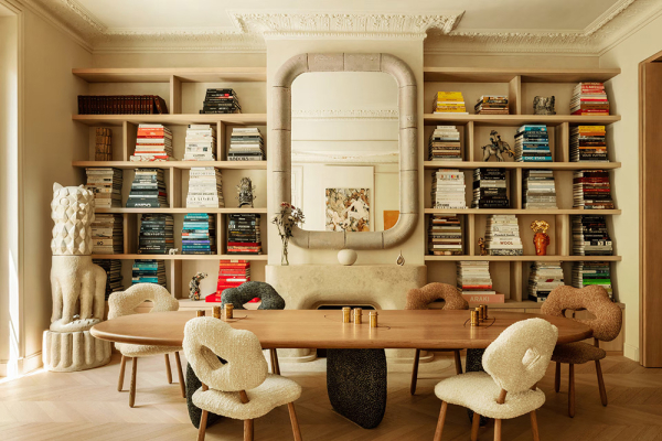 Органические формы и искусство на каждом шагу: апартаменты дизайнера в Париже Органические формы и искусство на каждом шагу: апартаменты дизайнера в Париже