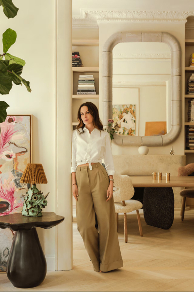 Органические формы и искусство на каждом шагу: апартаменты дизайнера в Париже Органические формы и искусство на каждом шагу: апартаменты дизайнера в Париже