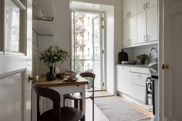 Осенняя гостиная и летняя спальня: квартира в Гетеборге (79 кв. м) Осенняя гостиная и летняя спальня: квартира в Гетеборге (79 кв. м)