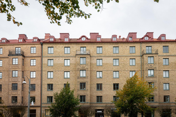 Осенняя гостиная и летняя спальня: квартира в Гетеборге (79 кв. м) Осенняя гостиная и летняя спальня: квартира в Гетеборге (79 кв. м)