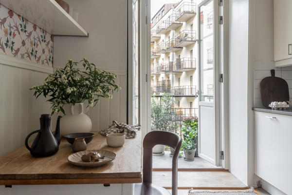 Осенняя гостиная и летняя спальня: квартира в Гетеборге (79 кв. м) Осенняя гостиная и летняя спальня: квартира в Гетеборге (79 кв. м)