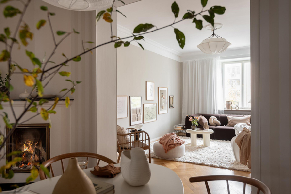 Осенняя гостиная и летняя спальня: квартира в Гетеборге (79 кв. м) Осенняя гостиная и летняя спальня: квартира в Гетеборге (79 кв. м)