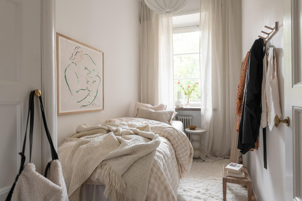 Осенняя гостиная и летняя спальня: квартира в Гетеборге (79 кв. м) Осенняя гостиная и летняя спальня: квартира в Гетеборге (79 кв. м)