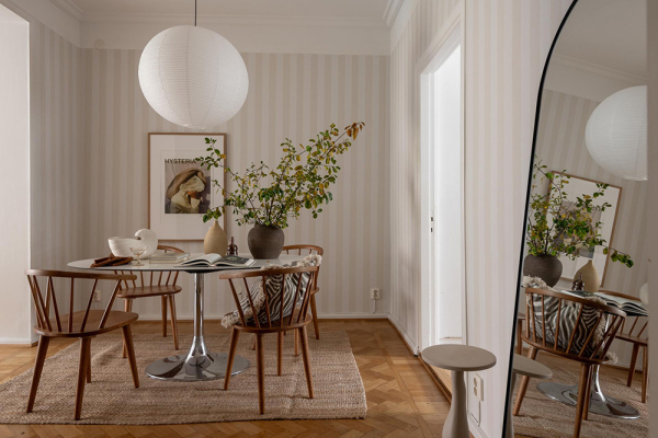 Осенняя гостиная и летняя спальня: квартира в Гетеборге (79 кв. м) Осенняя гостиная и летняя спальня: квартира в Гетеборге (79 кв. м)