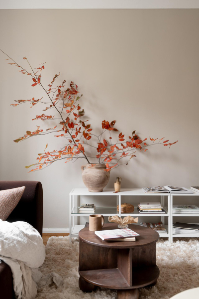 Осенняя гостиная и летняя спальня: квартира в Гетеборге (79 кв. м) Осенняя гостиная и летняя спальня: квартира в Гетеборге (79 кв. м)