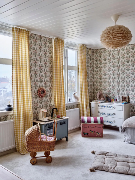 Пара преобразила старый коттедж в Швеции, который был никому не интересен Пара преобразила старый коттедж в Швеции, который был никому не интересен