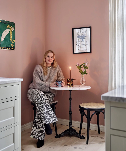 Пара преобразила старый коттедж в Швеции, который был никому не интересен Пара преобразила старый коттедж в Швеции, который был никому не интересен