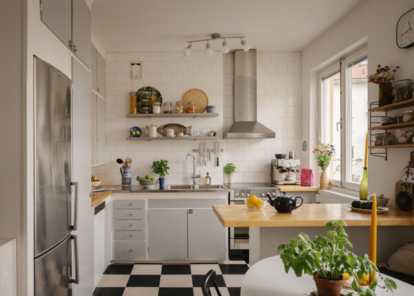 Приятный спокойный интерьер квартиры рядом с озером в Швеции (59 кв. м) Приятный спокойный интерьер квартиры рядом с озером в Швеции (59 кв. м)