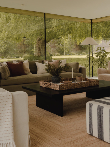 Сад как продолжение интерьера: современный кирпичный дом в графстве Кент Сад как продолжение интерьера: современный кирпичный дом в графстве Кент