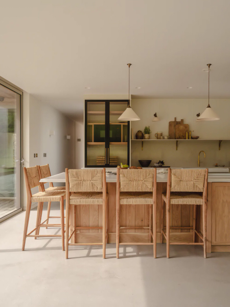 Сад как продолжение интерьера: современный кирпичный дом в графстве Кент Сад как продолжение интерьера: современный кирпичный дом в графстве Кент