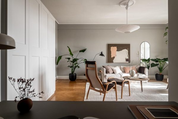 Серая квартира в Гётеборге с маленькой спальней и балконом (65 кв. м) Серая квартира в Гётеборге с маленькой спальней и балконом (65 кв. м)