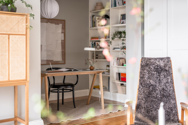 Серая квартира в Гётеборге с маленькой спальней и балконом (65 кв. м) Серая квартира в Гётеборге с маленькой спальней и балконом (65 кв. м)