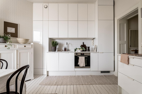 Серая квартира в Гётеборге с маленькой спальней и балконом (65 кв. м) Серая квартира в Гётеборге с маленькой спальней и балконом (65 кв. м)