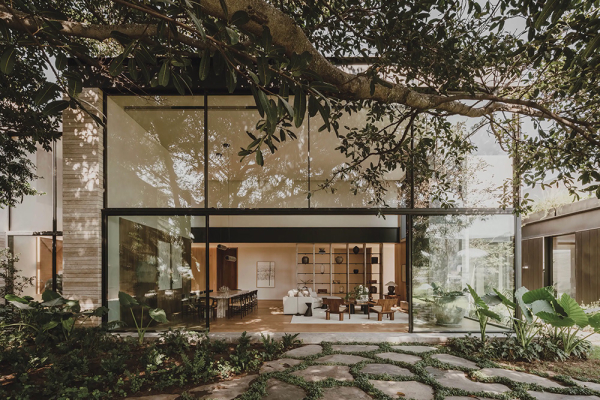 Стеклянные стены и стильный дизайн: современный дом в Мексике Стеклянные стены и стильный дизайн: современный дом в Мексике