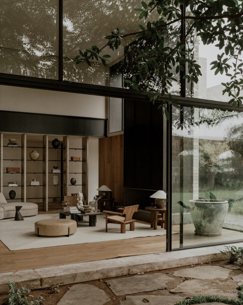 Стеклянные стены и стильный дизайн: современный дом в Мексике Стеклянные стены и стильный дизайн: современный дом в Мексике