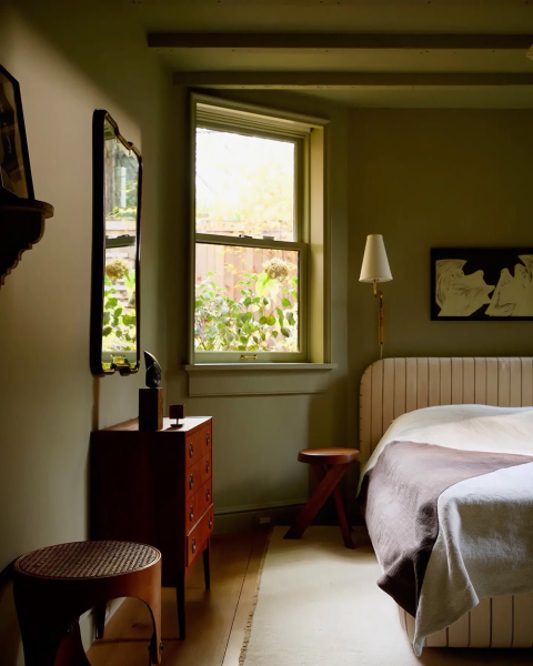 Тёплая эклектика в дизайне исторического таунхауса в Бруклине