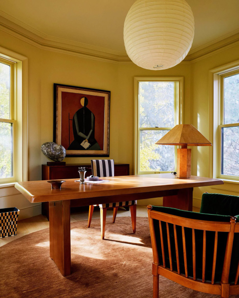 Тёплая эклектика в дизайне исторического таунхауса в Бруклине