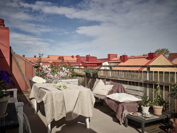 Тёплый монохромный интерьер бюджетной квартиры в Швеции (74 кв. м) Тёплый монохромный интерьер бюджетной квартиры в Швеции (74 кв. м)