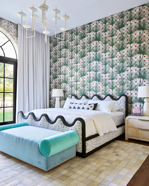 Удивительные узоры и смелые краски наполнили жизнью этот семейный дом в Майами