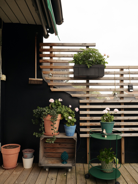 Уютная двухэтажная квартира с небольшой террасой на окраине Стокгольмa