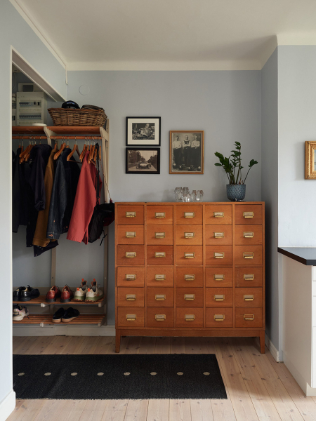 Уютная двухэтажная квартира с небольшой террасой на окраине Стокгольмa