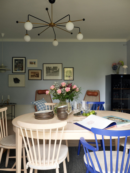 Уютная двухэтажная квартира с небольшой террасой на окраине Стокгольмa