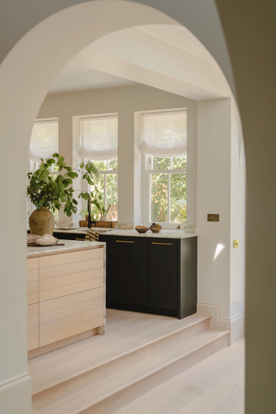 Великолепный дом с арками в Лондоне