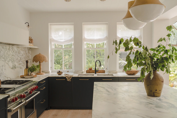 Великолепный дом с арками в Лондоне